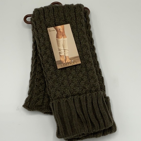 Cable Knit Leg Warmers - Picture 3 of 4